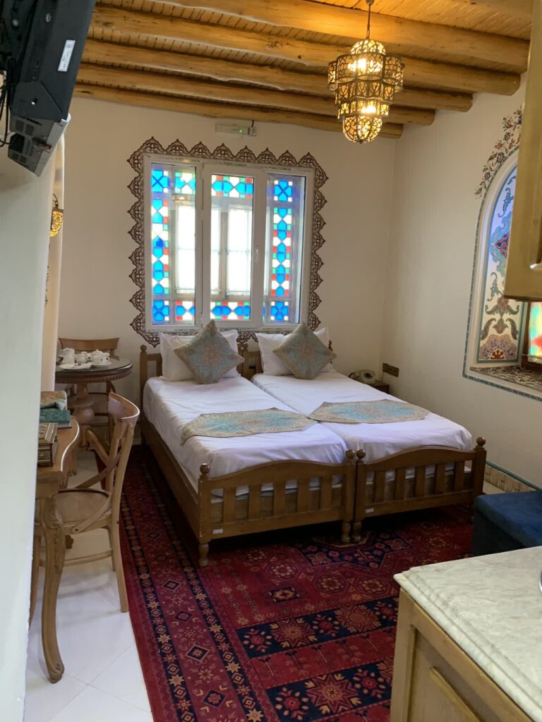 هتل سنتی آب میرزا